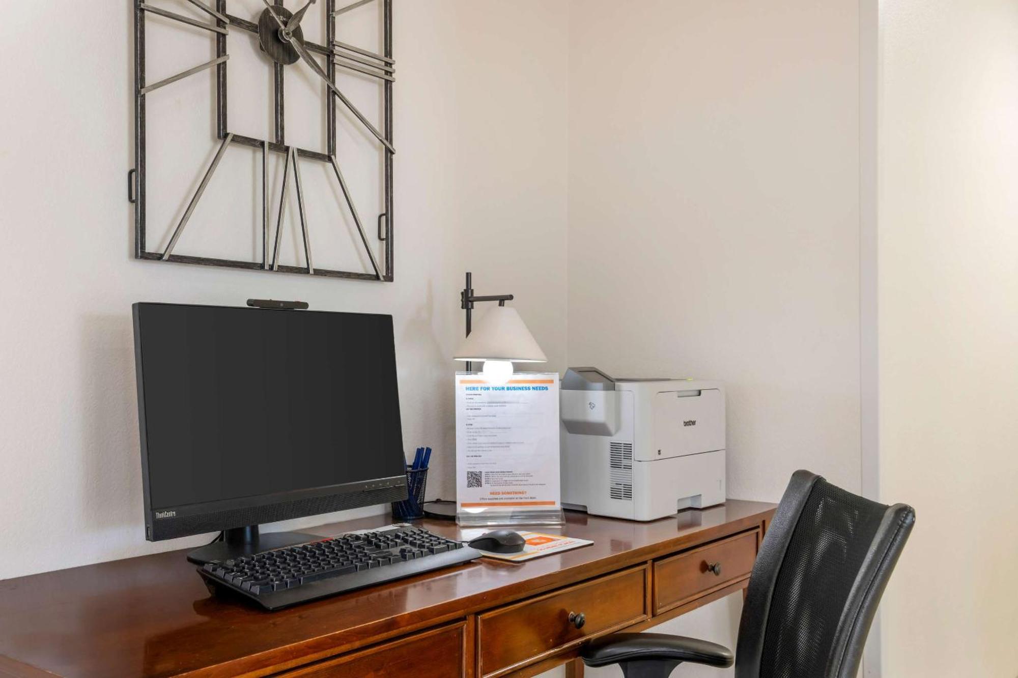 Comfort Suites Near Birkdale Village- Huntersville Εξωτερικό φωτογραφία