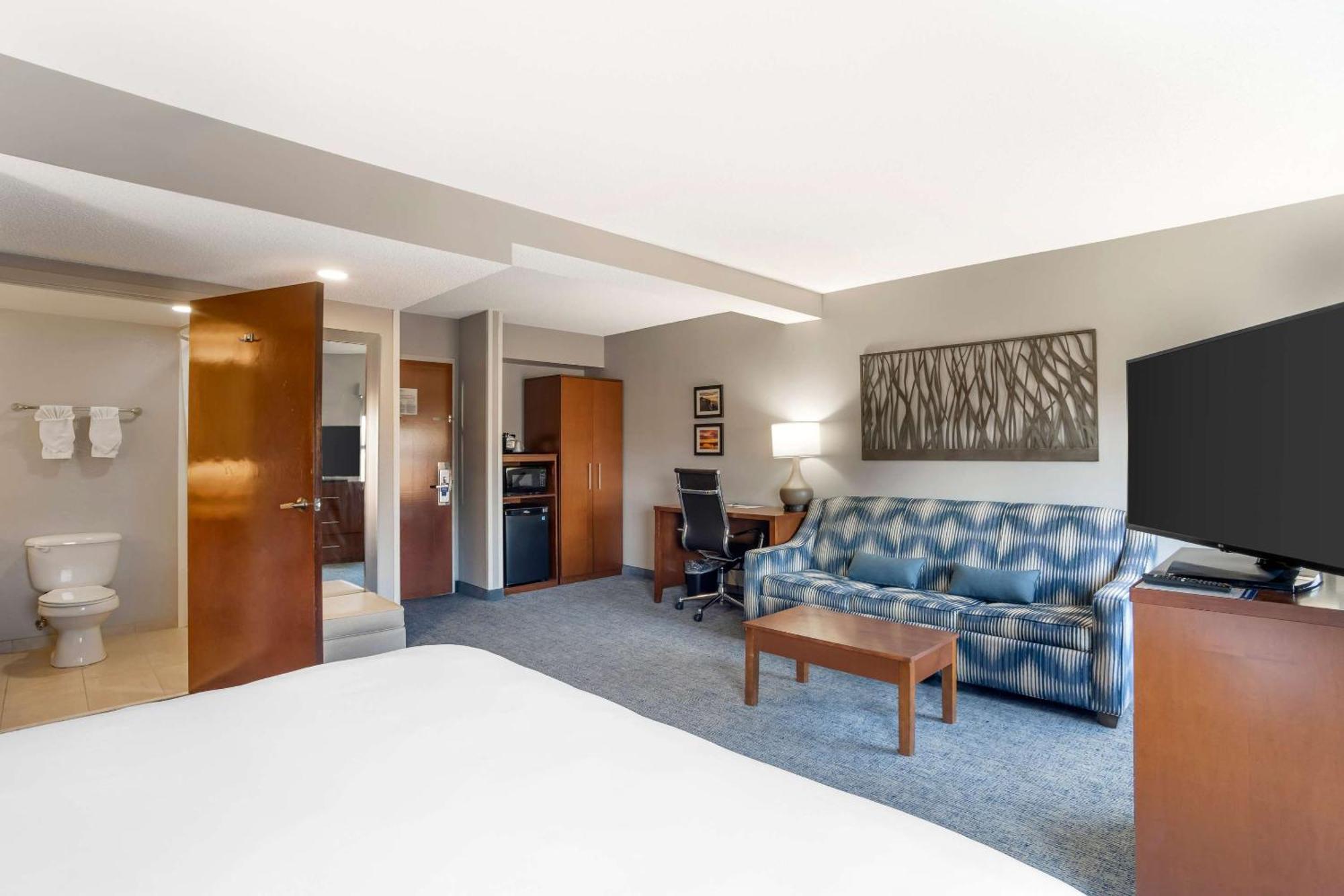Comfort Suites Near Birkdale Village- Huntersville Εξωτερικό φωτογραφία