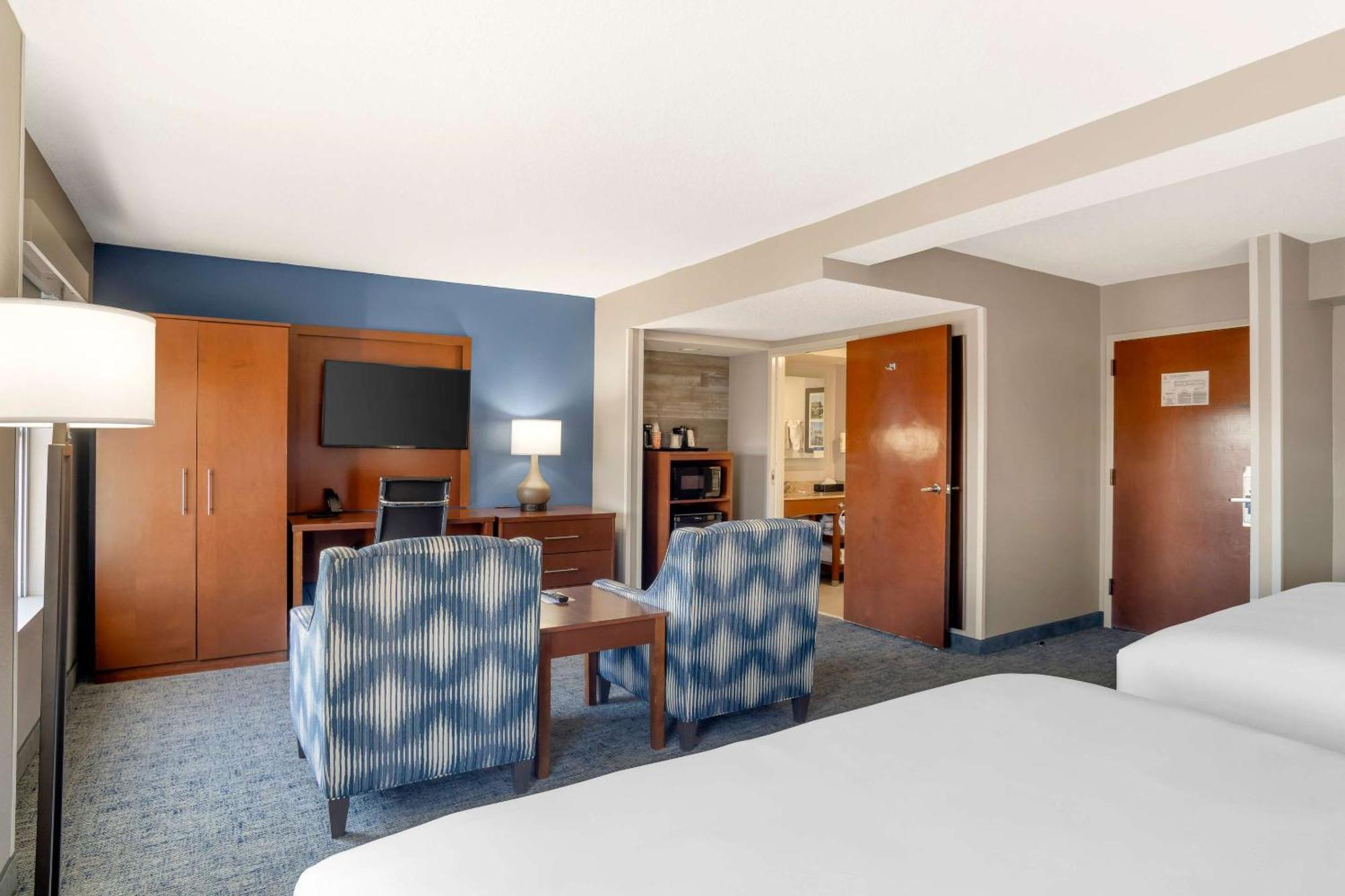 Comfort Suites Near Birkdale Village- Huntersville Εξωτερικό φωτογραφία