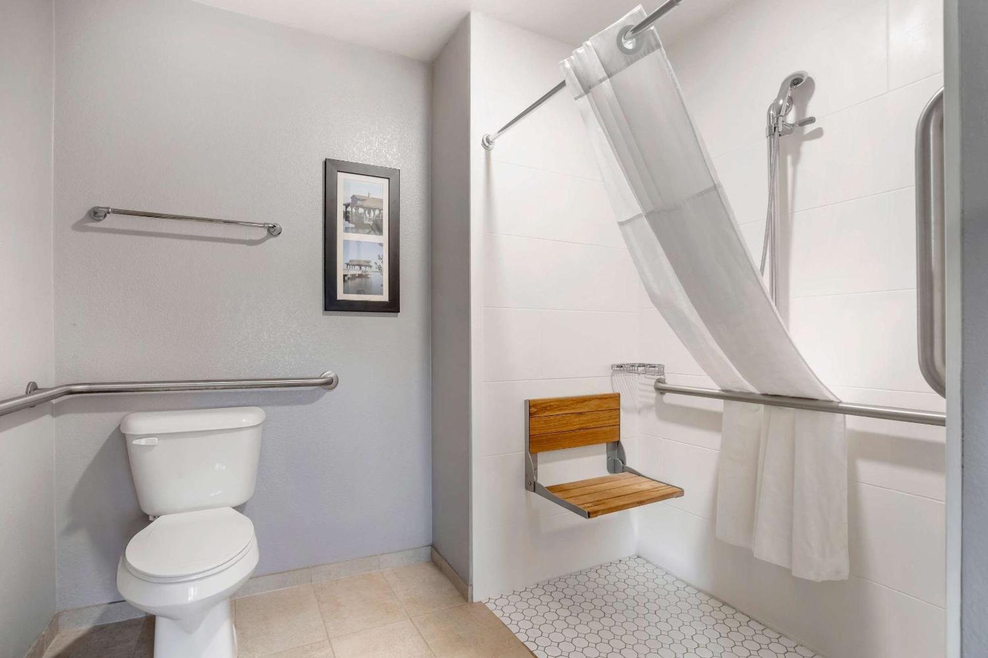 Comfort Suites Near Birkdale Village- Huntersville Εξωτερικό φωτογραφία