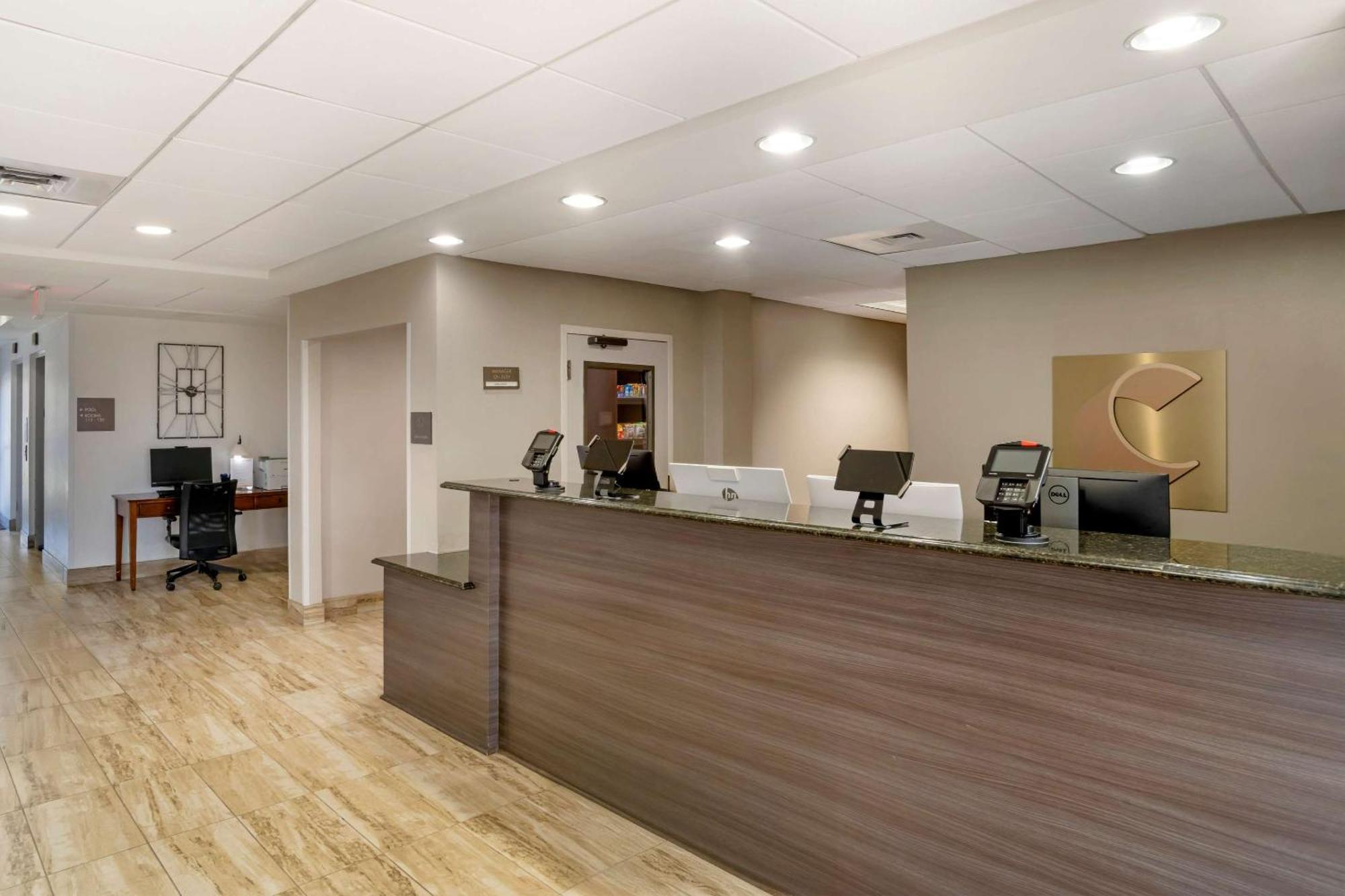 Comfort Suites Near Birkdale Village- Huntersville Εξωτερικό φωτογραφία