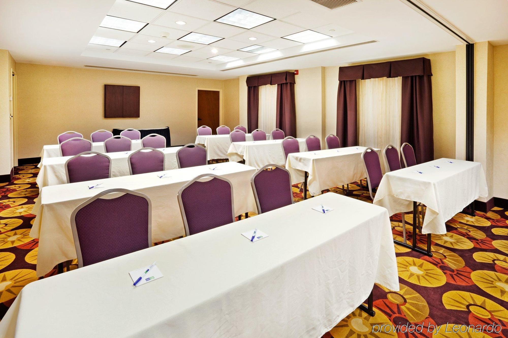 Comfort Suites Near Birkdale Village- Huntersville Ανέσεις φωτογραφία