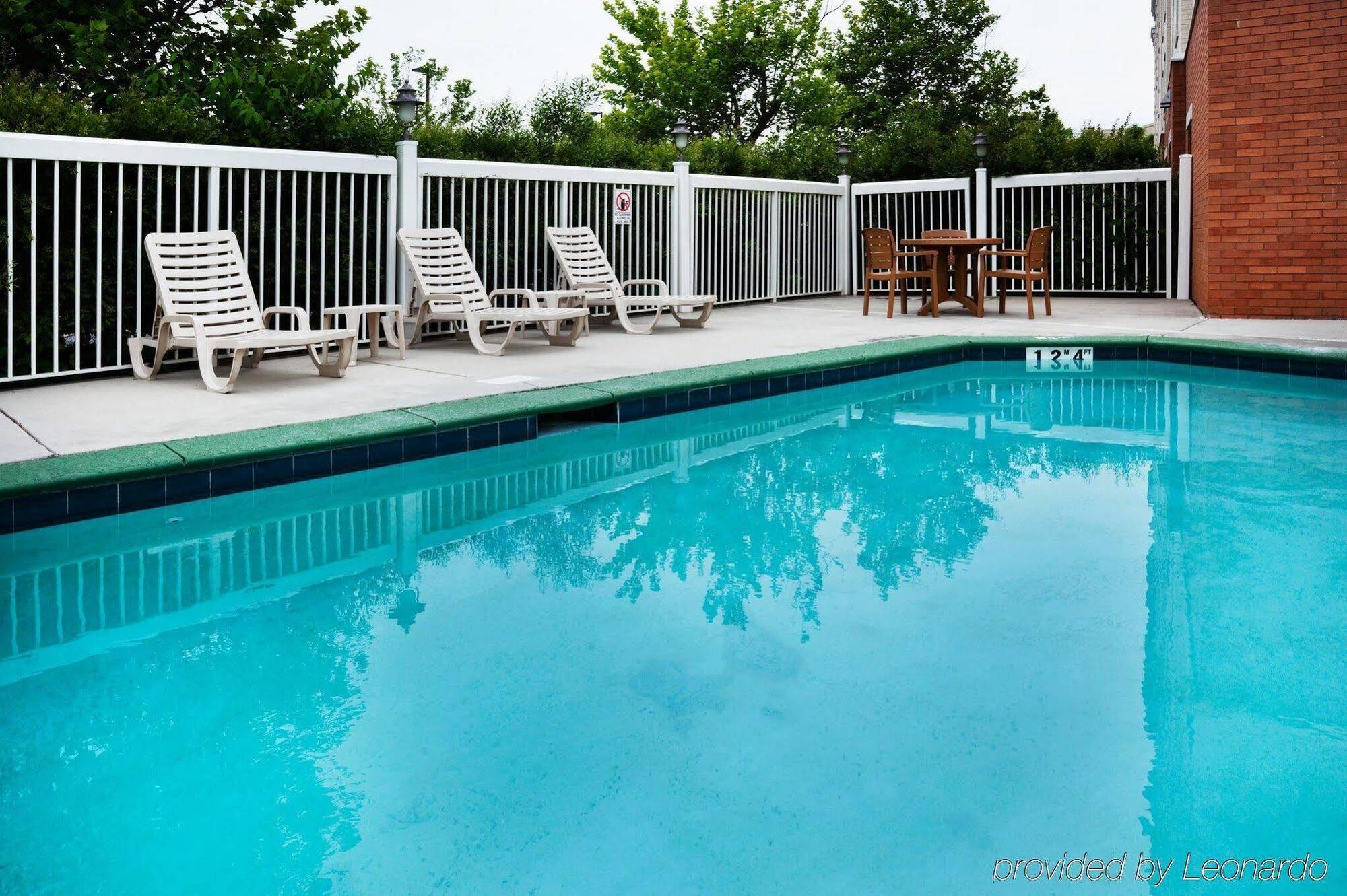 Comfort Suites Near Birkdale Village- Huntersville Εξωτερικό φωτογραφία