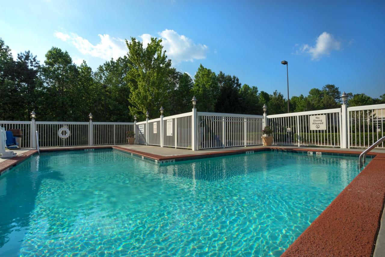 Comfort Suites Near Birkdale Village- Huntersville Εξωτερικό φωτογραφία